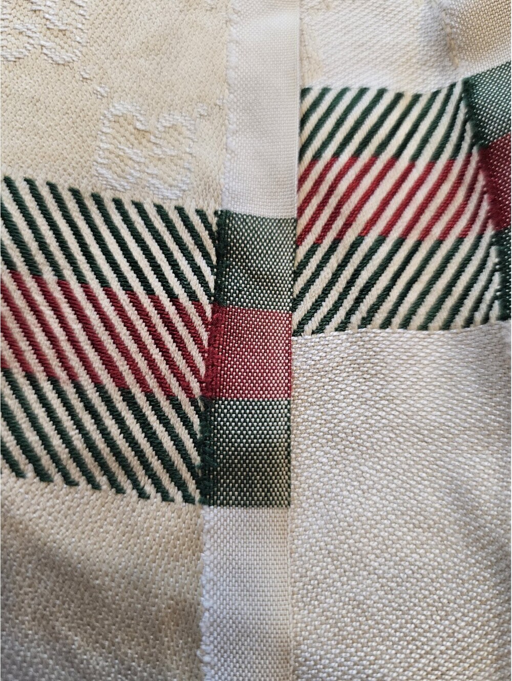 Authentic GUCCI Large Scarf Beige GG Monogram Silk Blend Fringe Web Stripe 30x75 - Picture 5 of 8